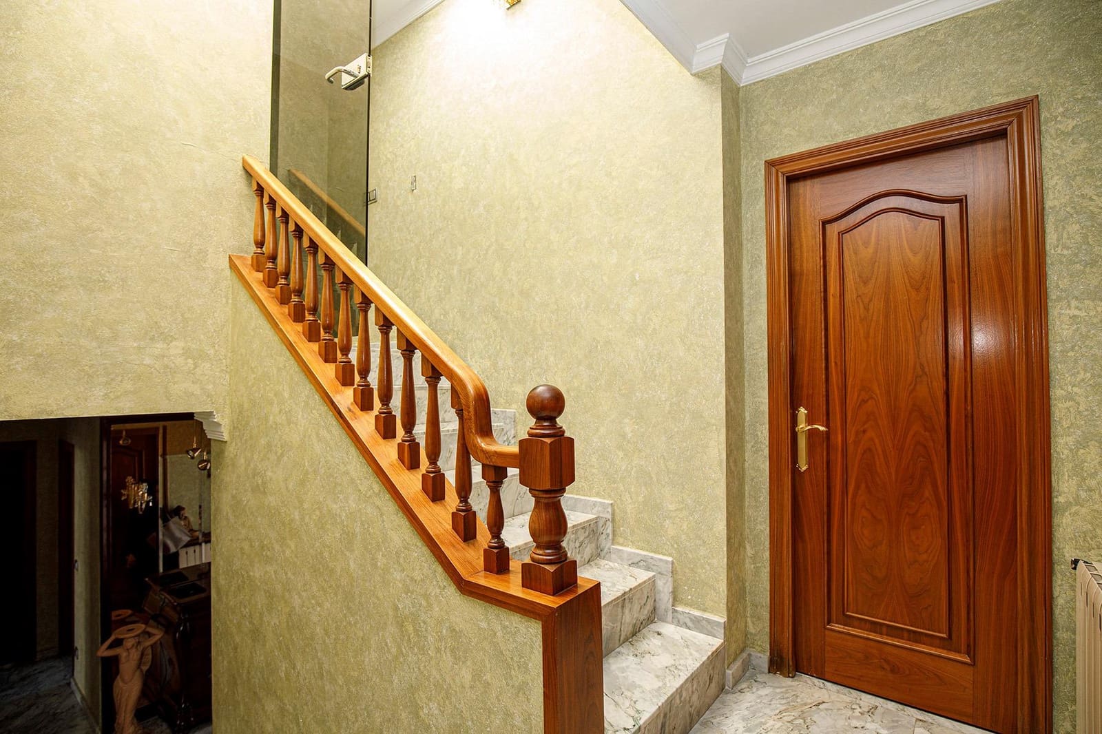 6 chambre Villa/Maison à vendre à Quart avec piscine garage - 675 000 € (Ref: 9483980)