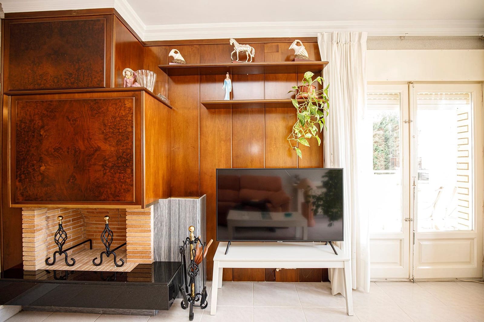 6 chambre Villa/Maison à vendre à Quart avec piscine garage - 675 000 € (Ref: 9483980)