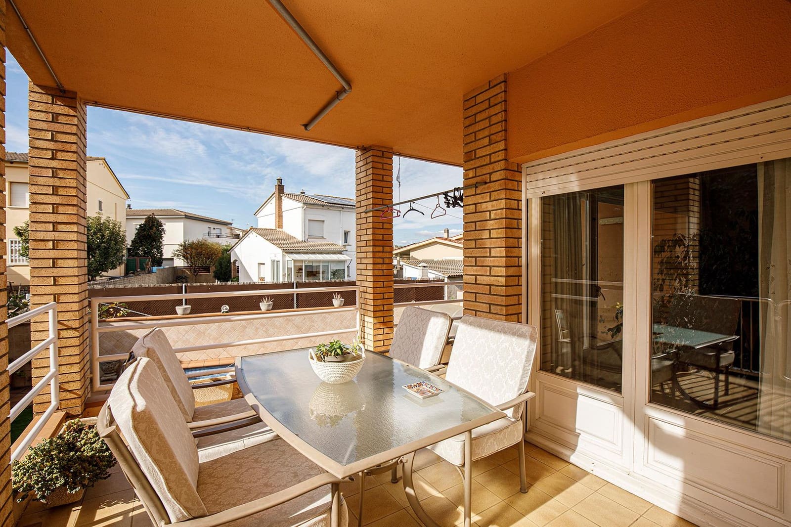 6 chambre Villa/Maison à vendre à Quart avec piscine garage - 675 000 € (Ref: 9483980)