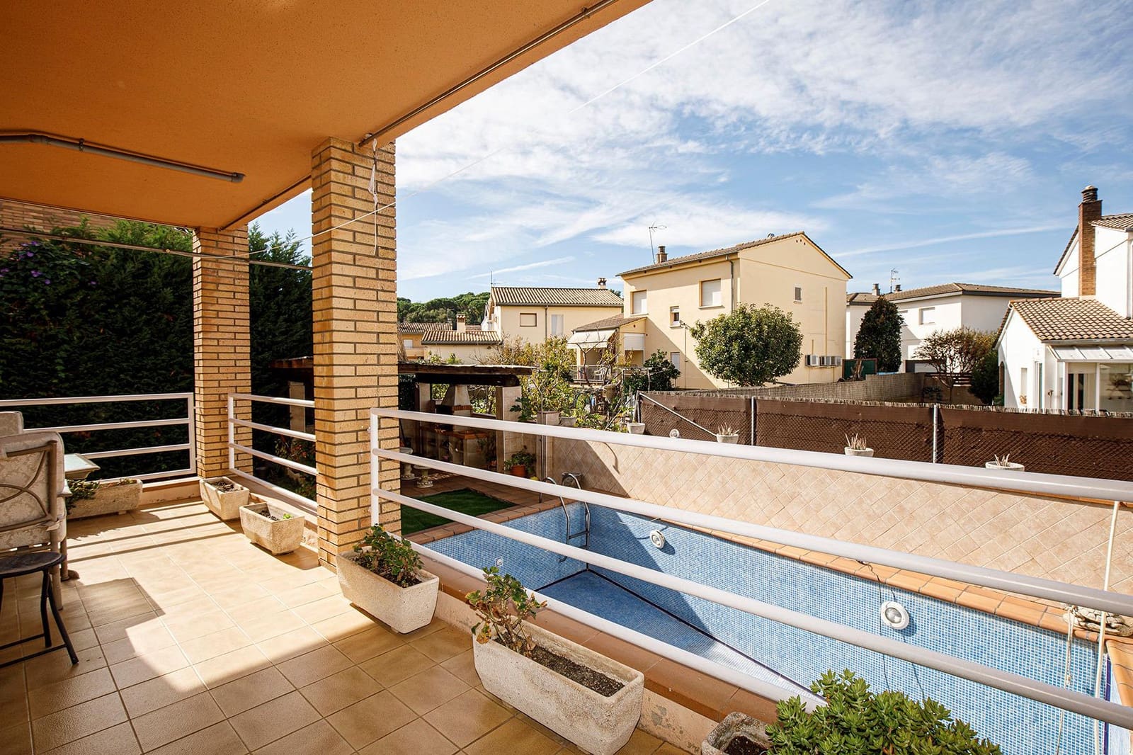 6 chambre Villa/Maison à vendre à Quart avec piscine garage - 675 000 € (Ref: 9483980)