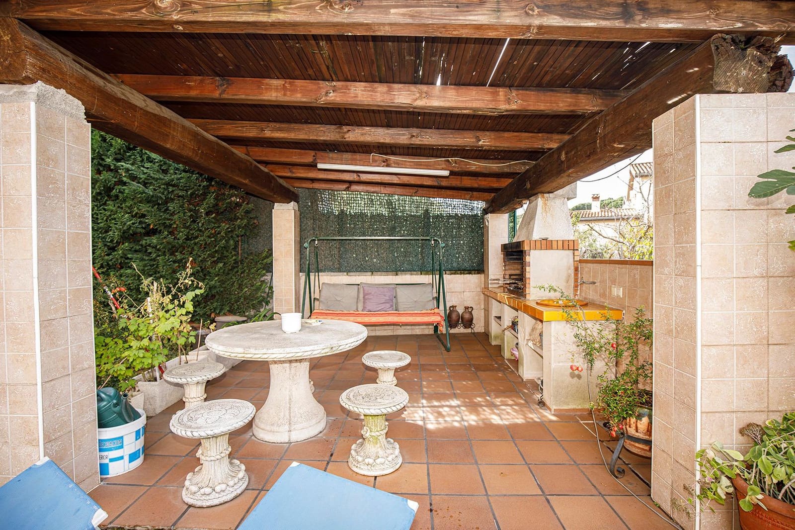 6 chambre Villa/Maison à vendre à Quart avec piscine garage - 675 000 € (Ref: 9483980)