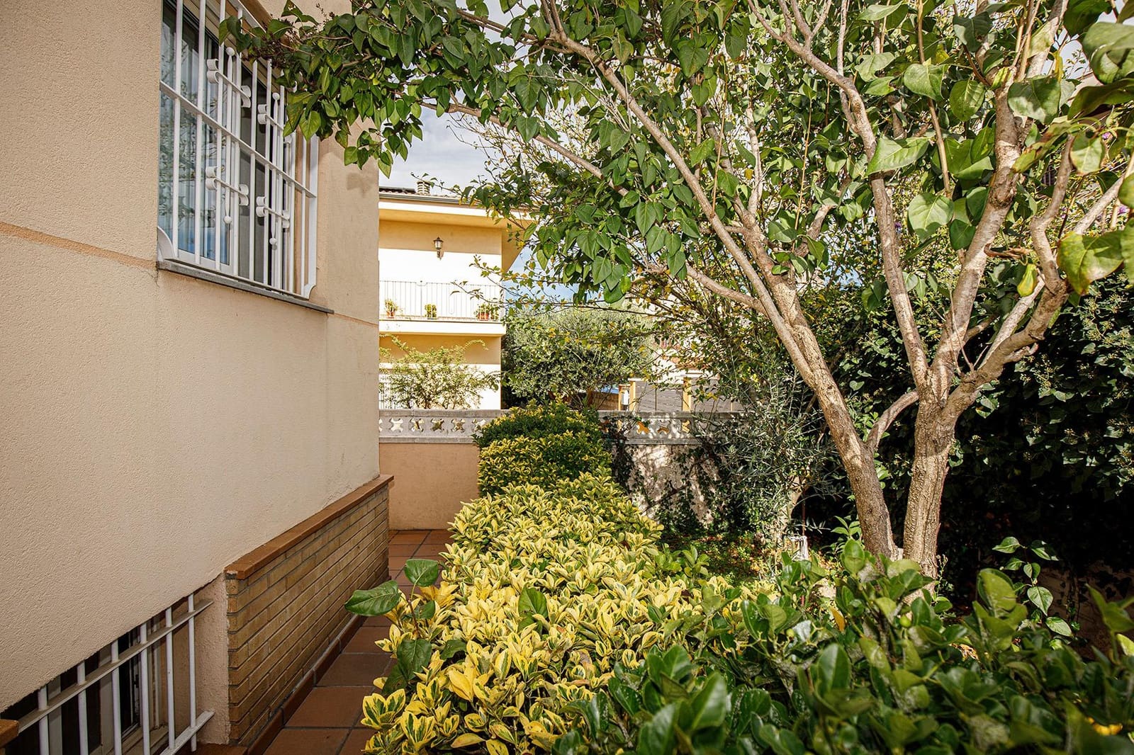 6 chambre Villa/Maison à vendre à Quart avec piscine garage - 675 000 € (Ref: 9483980)