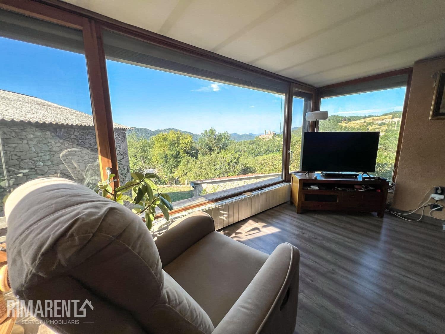 8 quarto Quinta/Casa Rural para venda em Les Llosses com garagem - 680 000 € (Ref: 9483981)