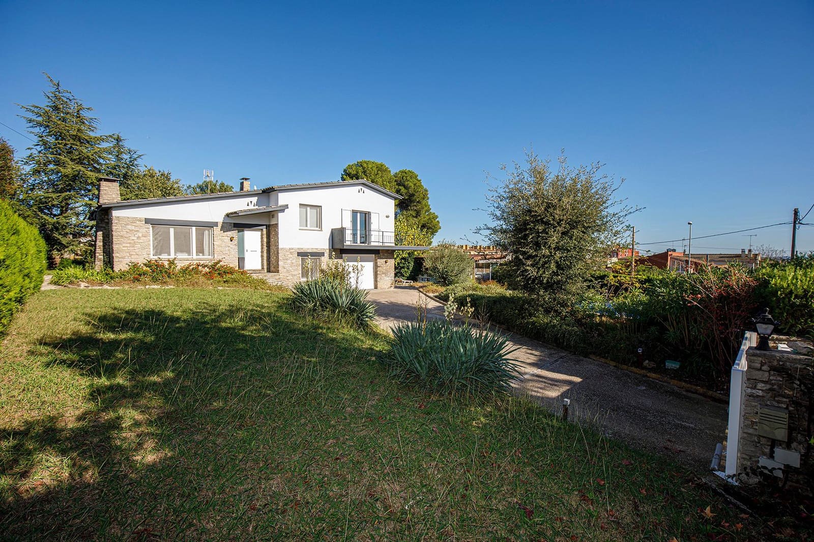 4 soverom Villa til salgs i Banyoles med svømmebasseng garasje - € 750 000 (Ref: 9483983)