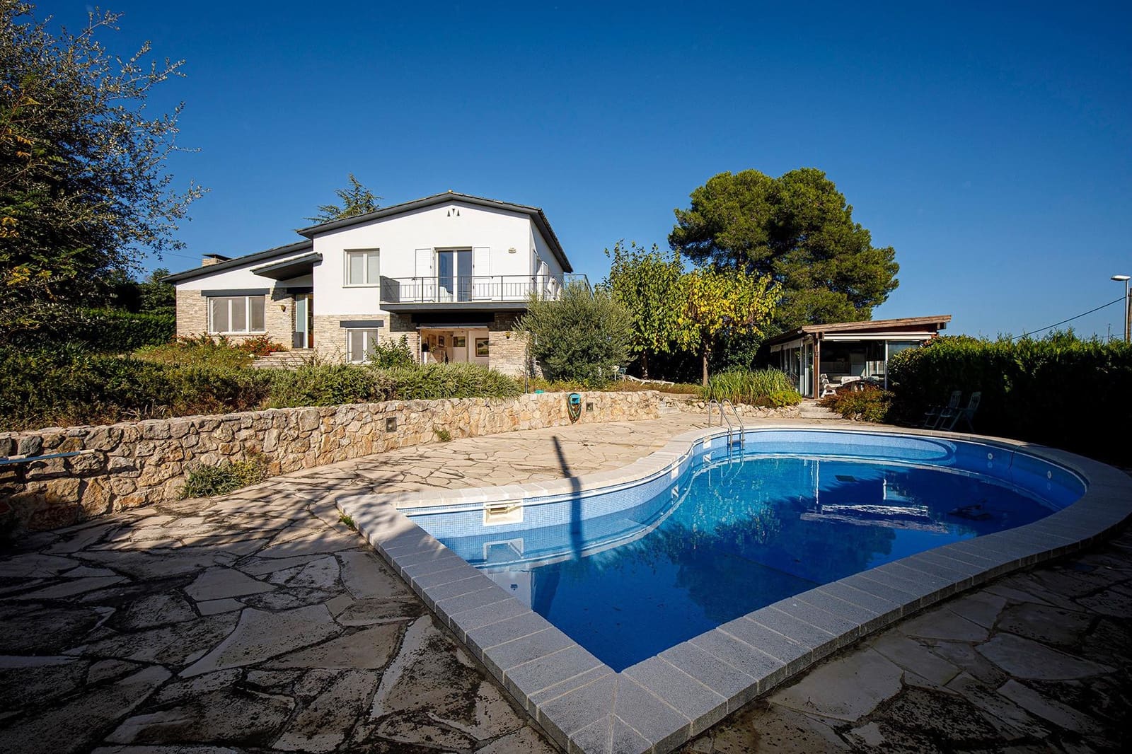 4 soverom Villa til salgs i Banyoles med svømmebasseng garasje - € 750 000 (Ref: 9483983)