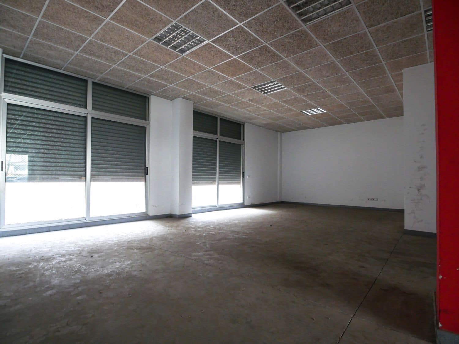 Erhverv til salg i Girona by - € 165.000 (Ref: 9483987)