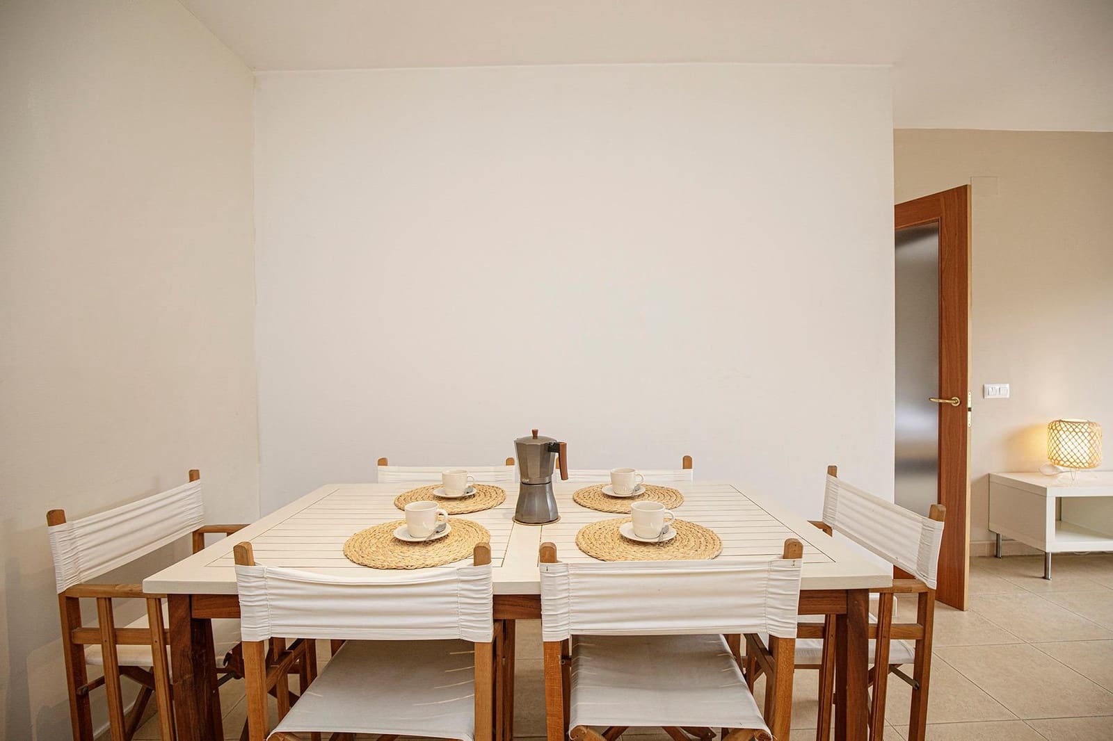 2 bedroom Apartment for rent in Girona city - € 1,600 (Ref: 9483988)