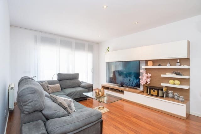 5 bedroom Villa for rent in Girona city with pool garage - € 5,000 (Ref: 9483989)