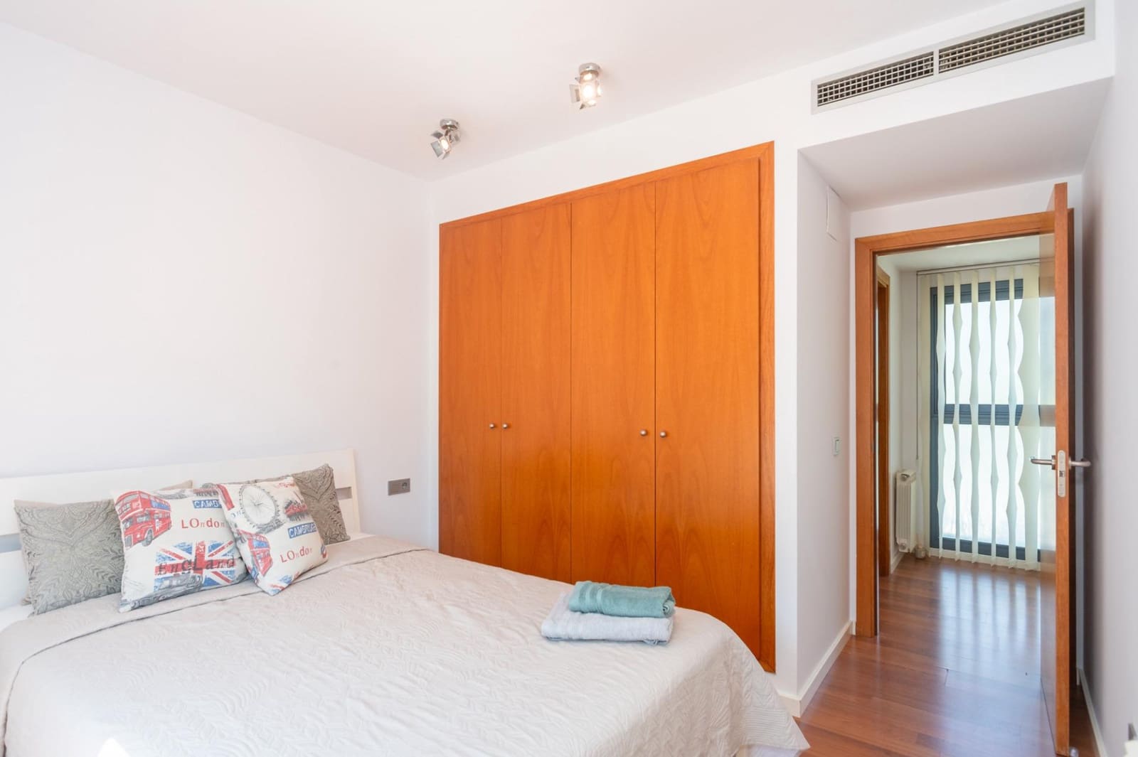 5 bedroom Villa for rent in Girona city with pool garage - € 5,000 (Ref: 9483989)