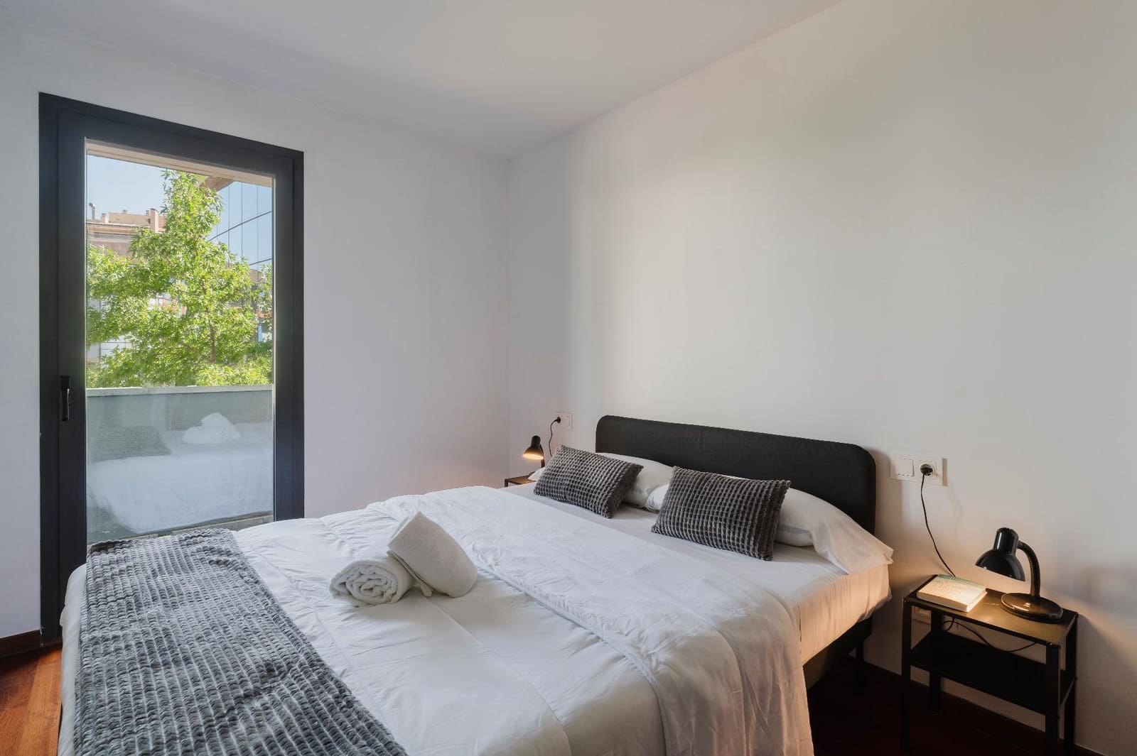 3 bedroom Apartment for rent in Girona city - € 1,800 (Ref: 9483990)