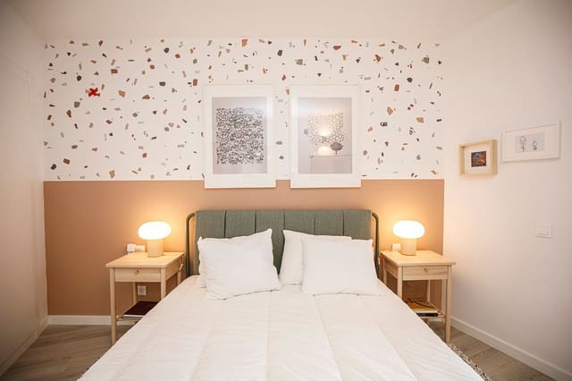 3 quarto Apartamento para arrendar em Girona cidade com piscina - 2 200 € (Ref: 9483992)