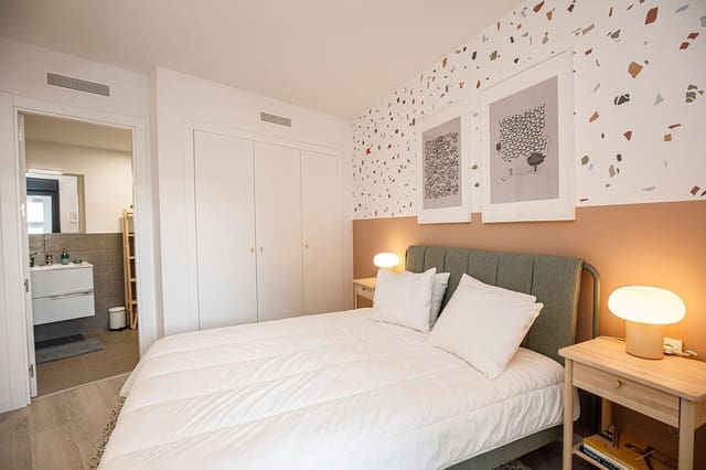 3 quarto Apartamento para arrendar em Girona cidade com piscina - 2 200 € (Ref: 9483992)
