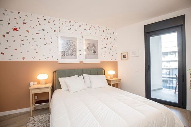 3 quarto Apartamento para arrendar em Girona cidade com piscina - 2 200 € (Ref: 9483992)