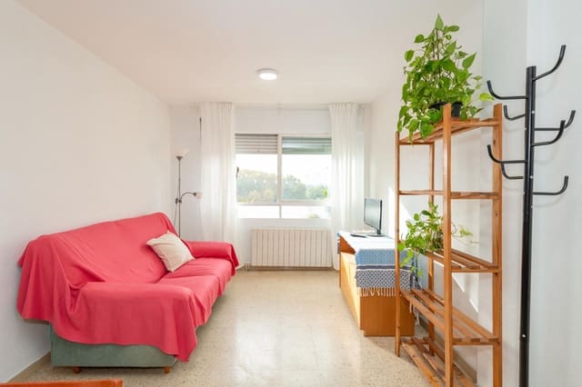 3 sovrum Lägenhet att hyra i Girona stad med garage - 900 € (Ref: 9483993)