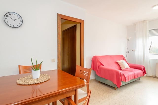 3 sovrum Lägenhet att hyra i Girona stad med garage - 900 € (Ref: 9483993)