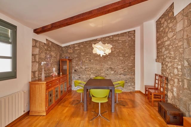 2 quarto Apartamento para arrendar em Girona cidade - 1 800 € (Ref: 9483994)