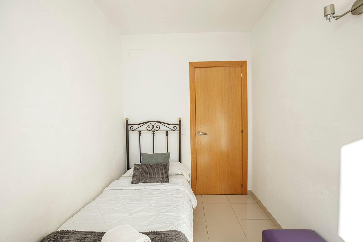 2 bedroom Flat for rent in Girona city with garage - € 1,500 (Ref: 9483995)