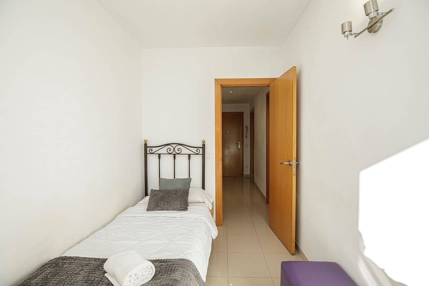 2 bedroom Flat for rent in Girona city with garage - € 1,500 (Ref: 9483995)