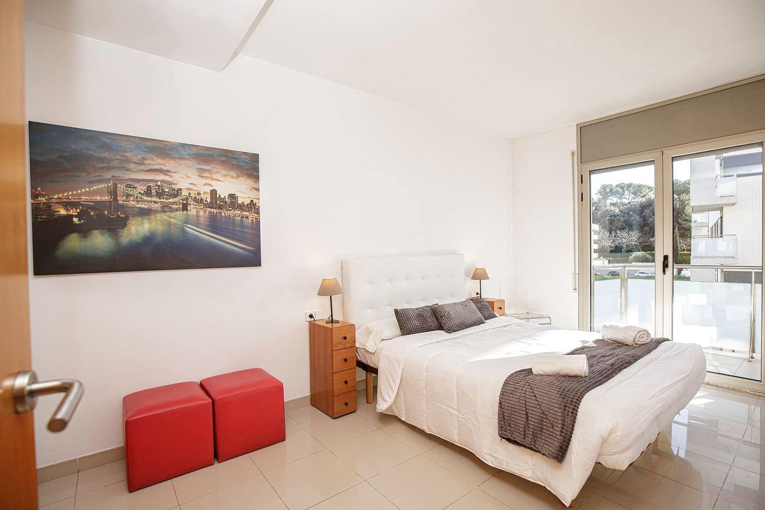 2 bedroom Flat for rent in Girona city with garage - € 1,500 (Ref: 9483995)