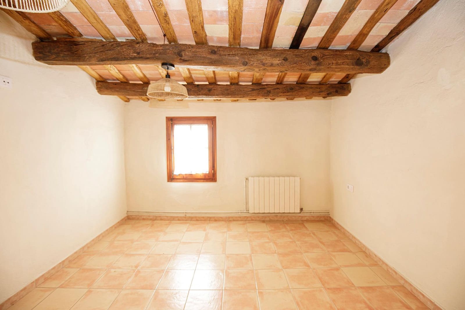 Finca/Casa Rural de 5 habitaciones en Vilobí d'Onyar en alquiler con garaje - 1.900 € (Ref: 9488402)