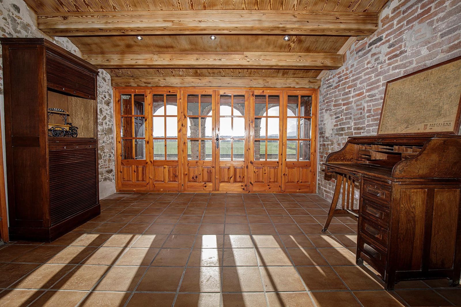 Finca/Casa Rural de 5 habitaciones en Vilobí d'Onyar en alquiler con garaje - 1.900 € (Ref: 9488402)