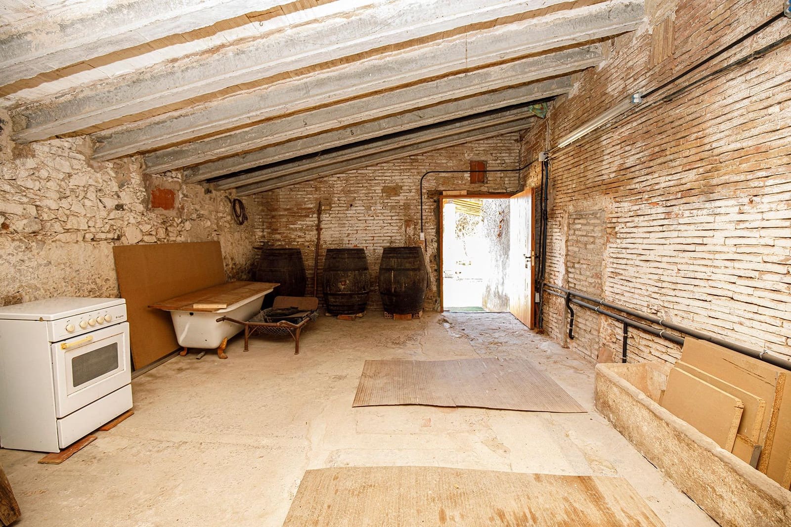 Finca/Casa Rural de 5 habitaciones en Vilobí d'Onyar en alquiler con garaje - 1.900 € (Ref: 9488402)