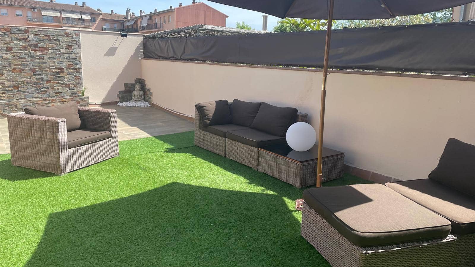 4 sypialnia Dom szeregowy na sprzedaż w Sarria de Ter z garażem - 449 000 € (Ref: 9502587)