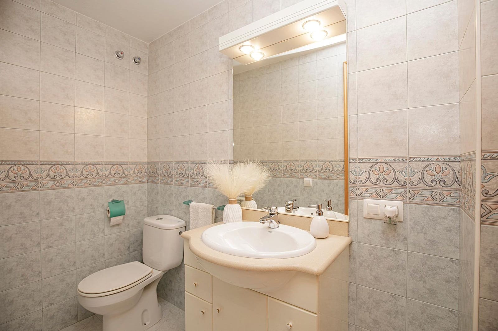 4 sypialnia Dom szeregowy na sprzedaż w Sarria de Ter z garażem - 449 000 € (Ref: 9502587)