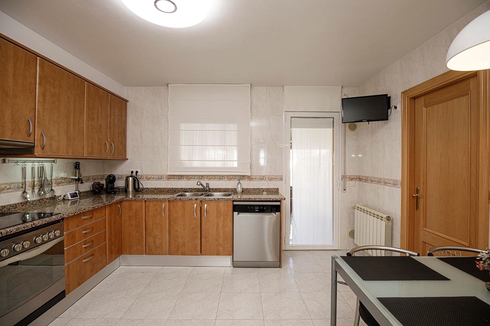 4 sypialnia Dom szeregowy na sprzedaż w Sarria de Ter z garażem - 449 000 € (Ref: 9502587)