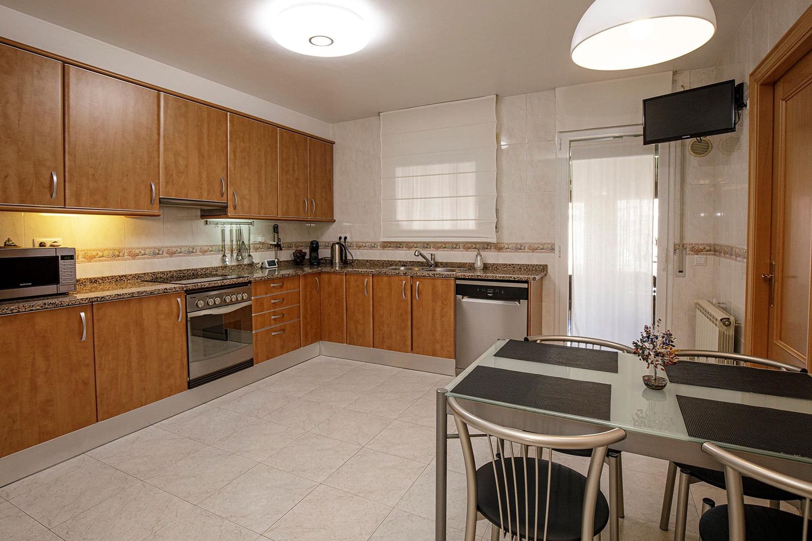 4 sypialnia Dom szeregowy na sprzedaż w Sarria de Ter z garażem - 449 000 € (Ref: 9502587)