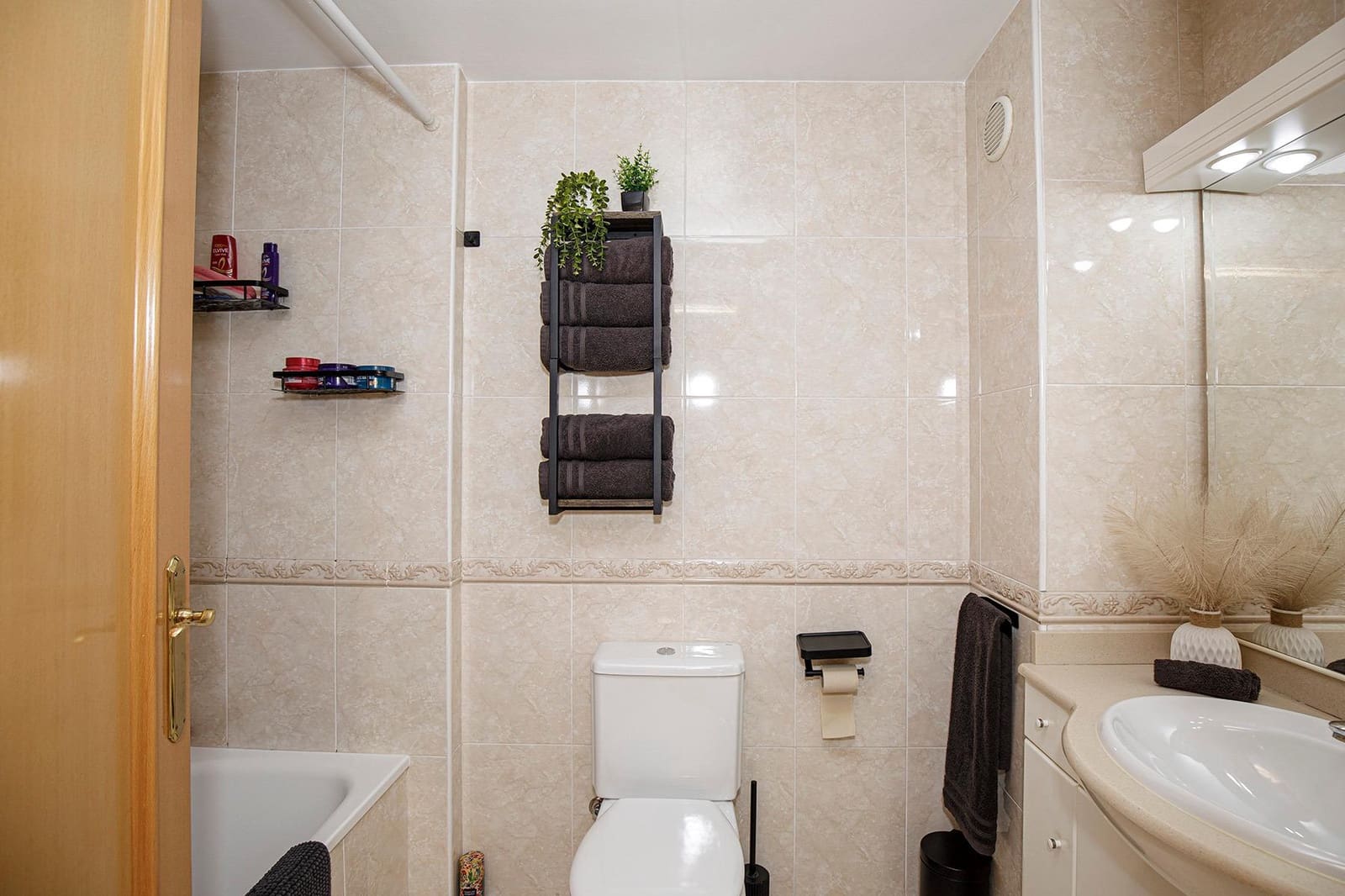 4 sypialnia Dom szeregowy na sprzedaż w Sarria de Ter z garażem - 449 000 € (Ref: 9502587)