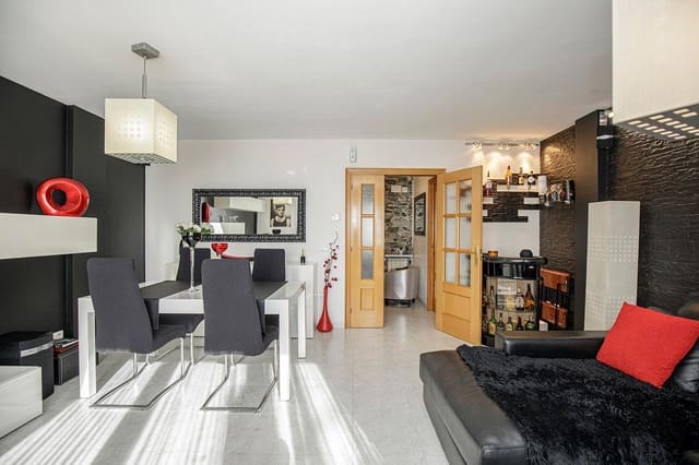 4 sypialnia Dom szeregowy na sprzedaż w Sarrià de Ter z garażem - 449 000 € (Ref: 9502587)