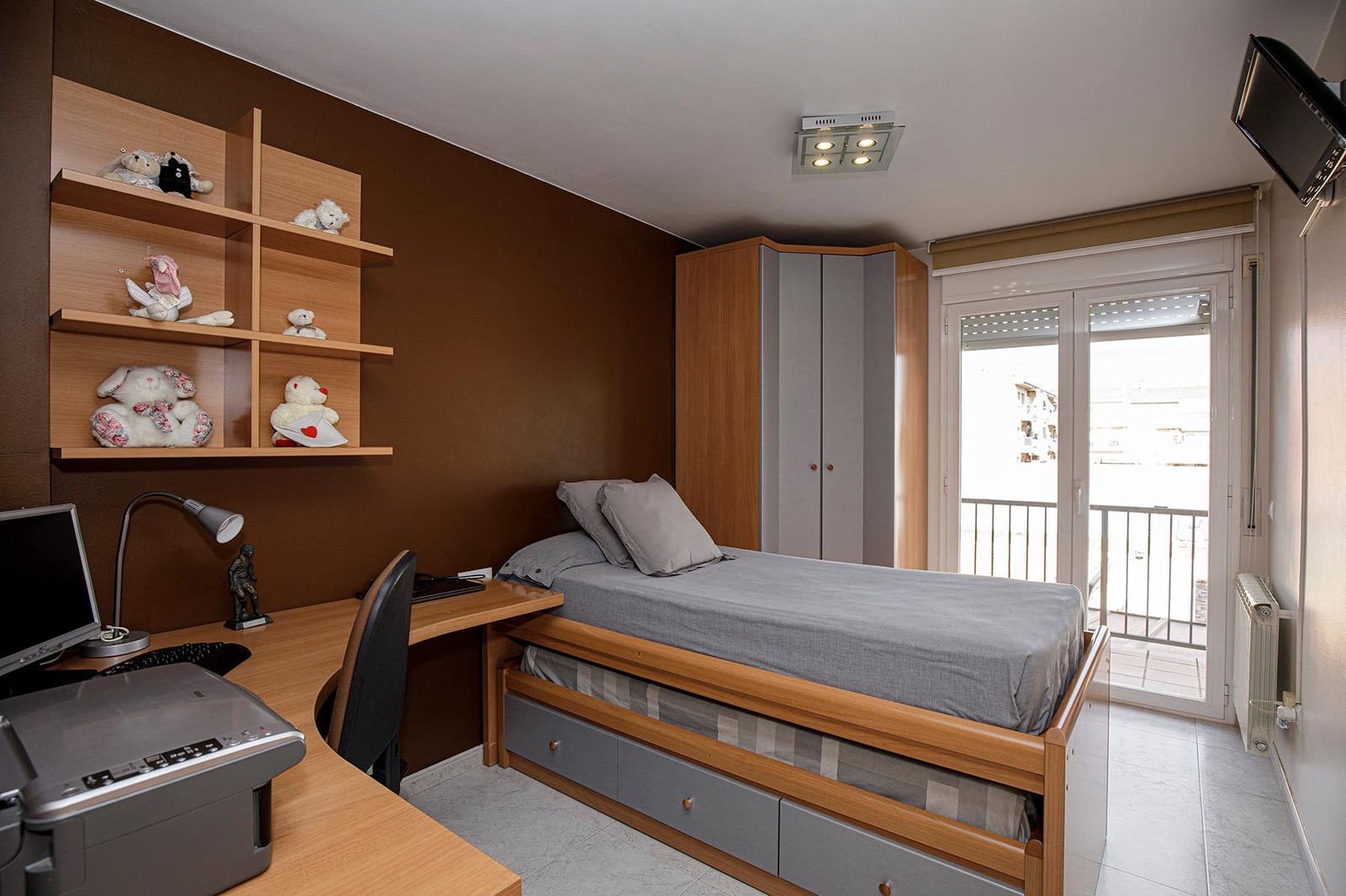 4 sypialnia Dom szeregowy na sprzedaż w Sarria de Ter z garażem - 449 000 € (Ref: 9502587)