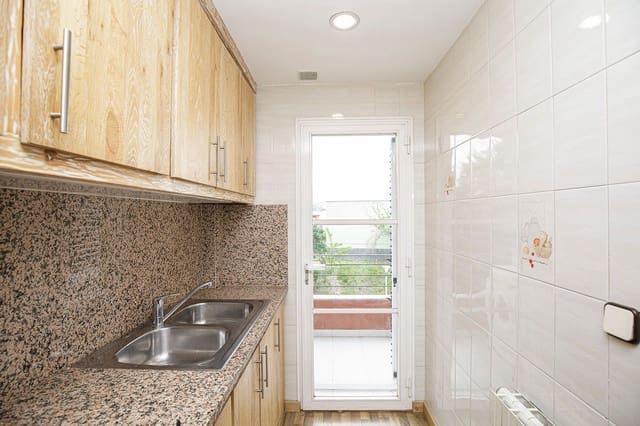 2 makuuhuone Asunto vuokrattavana paikassa Girona kaupunki - 1 500 € (Ref: 9591520)