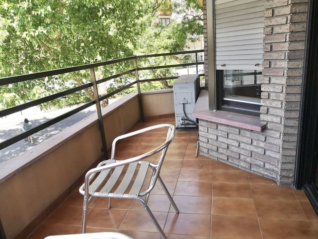 4 soveværelse Lejlighed til leje i La Carrasca, Valencia by - € 1.900 (Ref: 9097380)