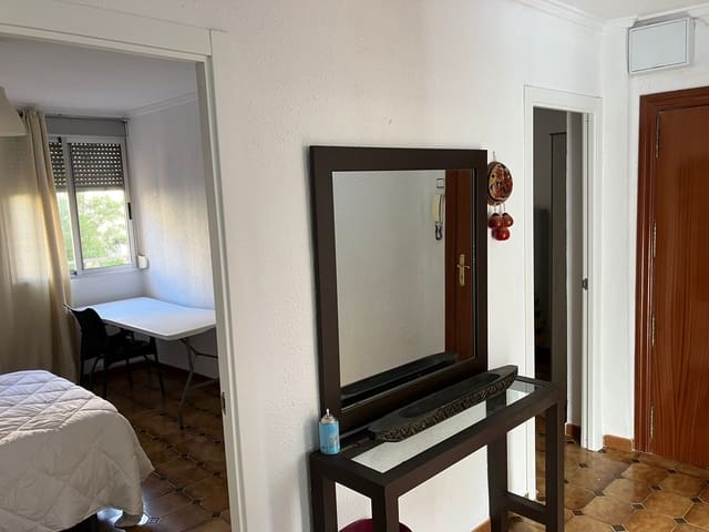 4 soveværelse Lejlighed til leje i La Carrasca, Valencia by - € 1.900 (Ref: 9097380)