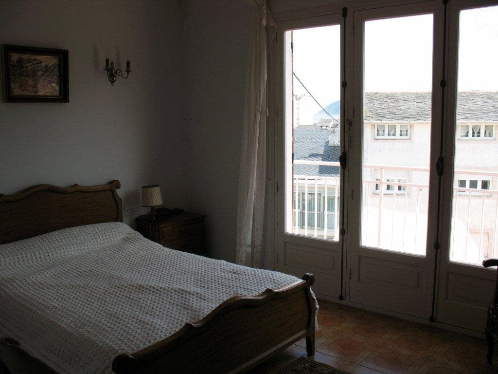 7 soverom Villa til salgs i Viveiro med garasje - € 260 000 (Ref: 9096693)