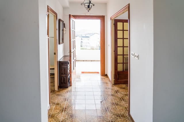 7 soverom Villa til salgs i Viveiro med garasje - € 260 000 (Ref: 9096693)