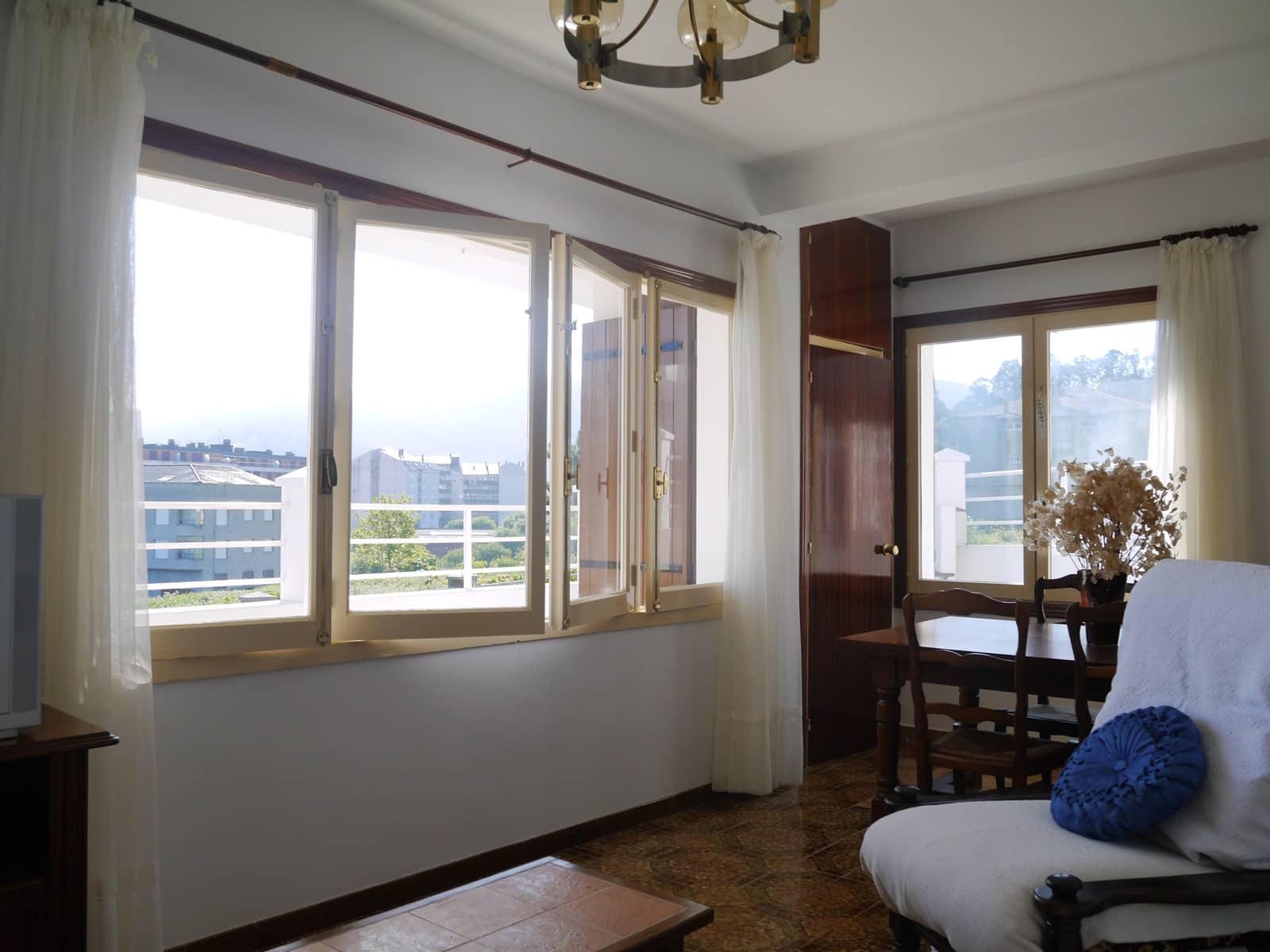 7 soverom Villa til salgs i Viveiro med garasje - € 260 000 (Ref: 9096693)