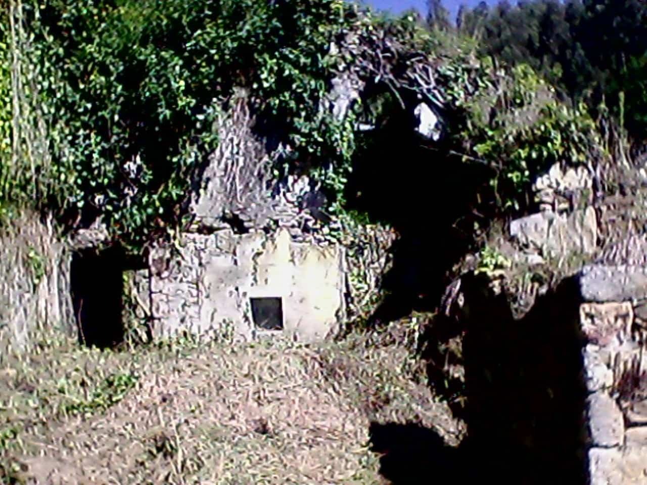 Ruína para venda em O Vicedo - 9 000 € (Ref: 9109335)