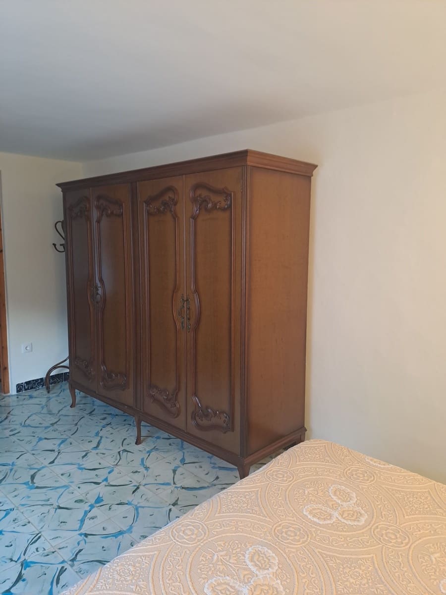 6 bedroom Finca/Country House for sale in Vall de Gallinera with garage - € 225,000 (Ref: 9819751)