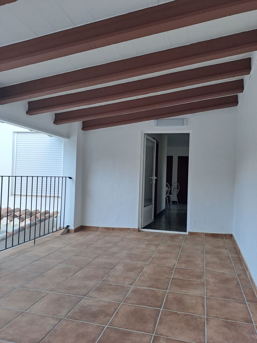 6 bedroom Finca/Country House for sale in Vall de Gallinera with garage - € 225,000 (Ref: 9819751)