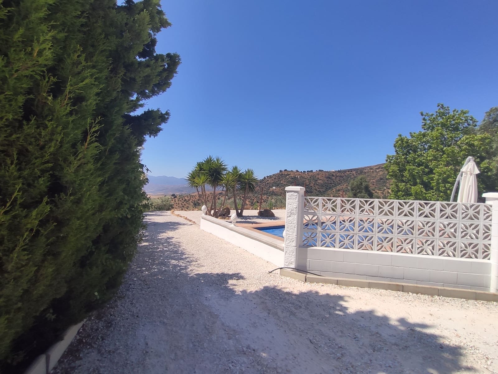 3 sypialnia Finka/Dom wiejski na sprzedaż w Casarabonela z basenem - 645 000 € (Ref: 9095786)