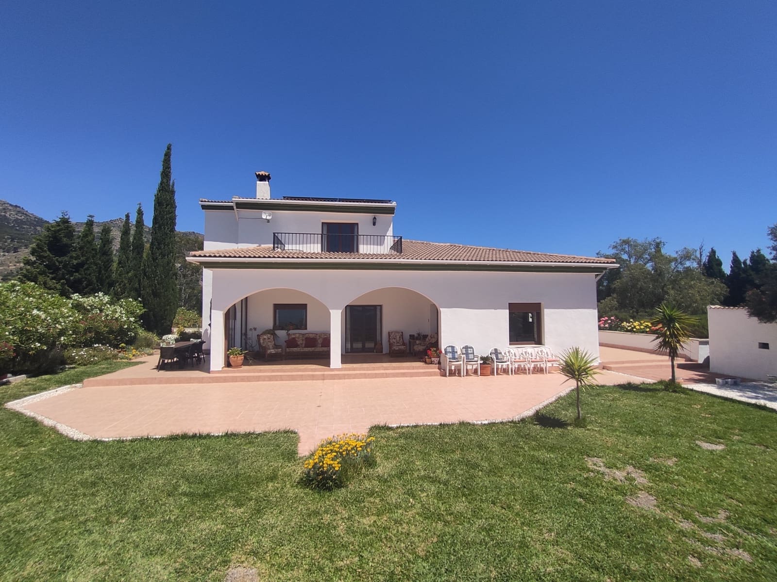 3 sypialnia Finka/Dom wiejski na sprzedaż w Casarabonela z basenem - 645 000 € (Ref: 9095786)