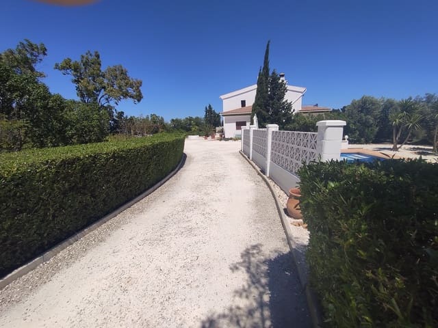 3 sypialnia Finka/Dom wiejski na sprzedaż w Casarabonela z basenem - 645 000 € (Ref: 9095786)