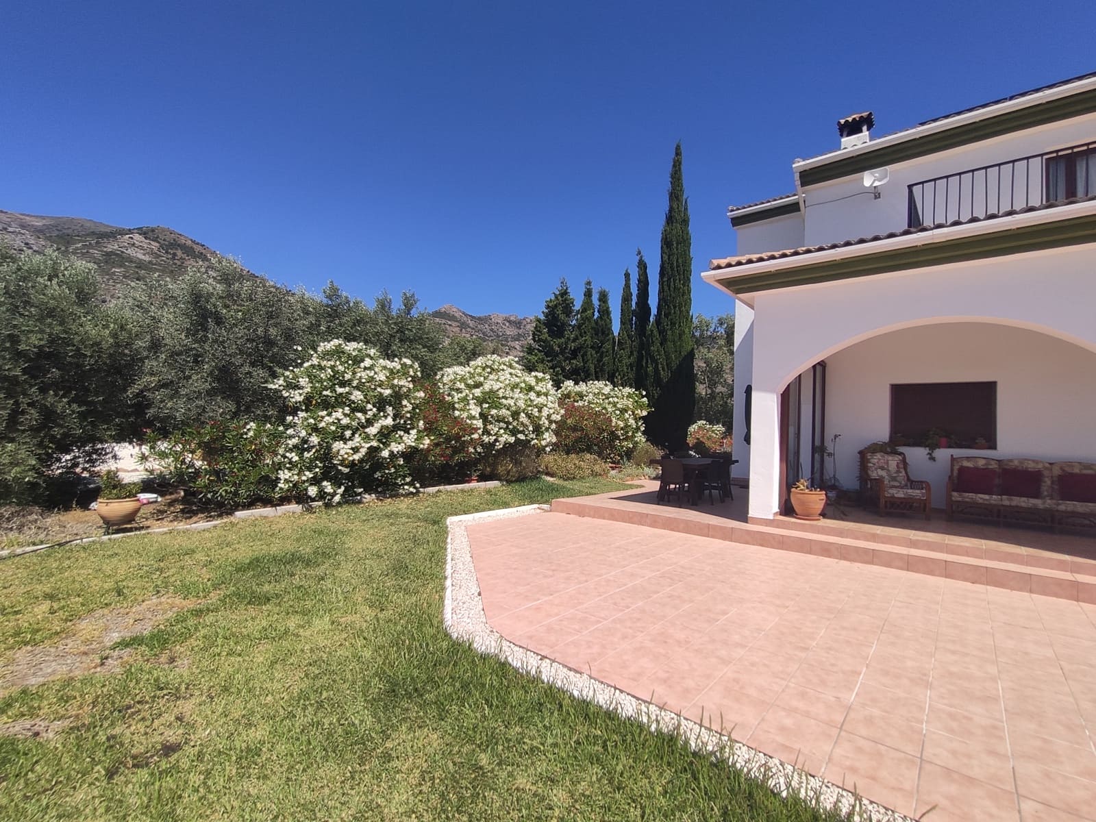 3 sypialnia Finka/Dom wiejski na sprzedaż w Casarabonela z basenem - 645 000 € (Ref: 9095786)