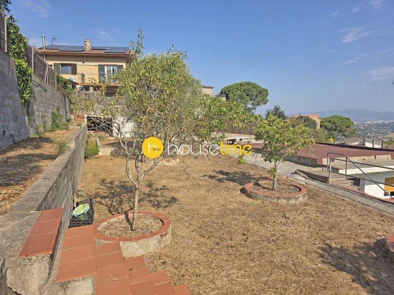 2 bedroom Bungalow for sale in Vilanova del Valles - € 166,000 (Ref: 10011418)