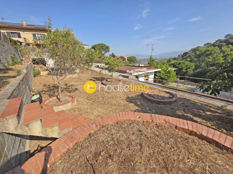 2 bedroom Bungalow for sale in Vilanova del Valles - € 166,000 (Ref: 10011418)