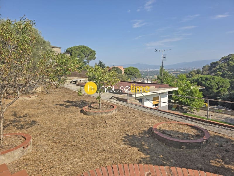 2 bedroom Bungalow for sale in Vilanova del Valles - € 166,000 (Ref: 10011418)