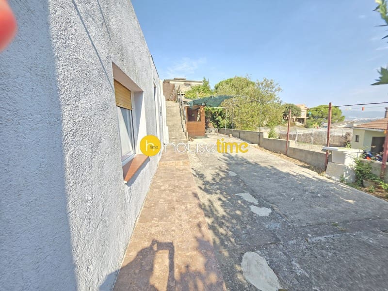 2 bedroom Bungalow for sale in Vilanova del Valles - € 166,000 (Ref: 10011418)
